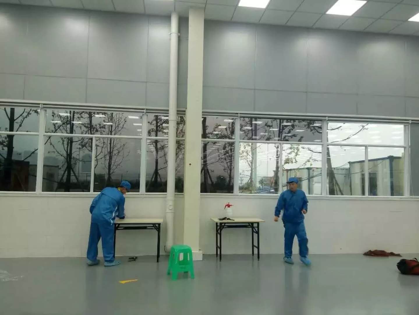 長(zhǎng)安福特車間隔熱膜